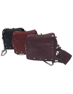 Bolso piel con tachuelas